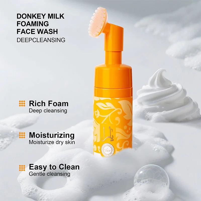 Facial Cleansing Mousse with Brush Head