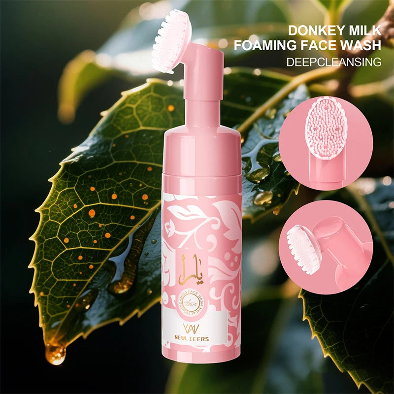 Facial Cleansing Mousse with Brush Head